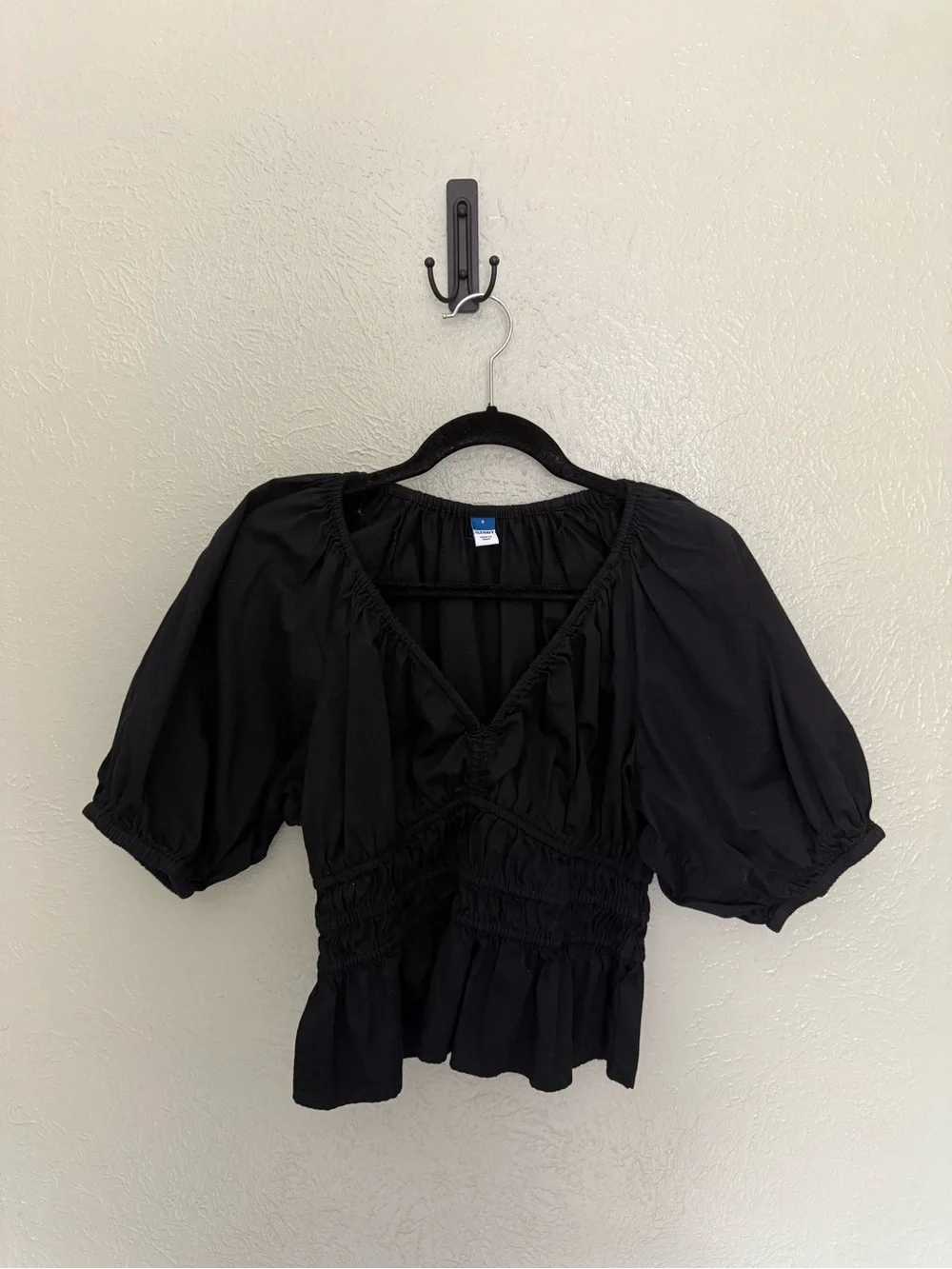 Black Puff Sleeve Top